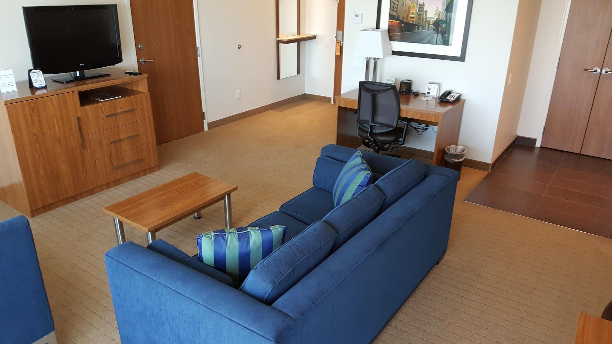 Hotel Wyndham Garden San Antonio Riverwalk/Museum Reach 4*