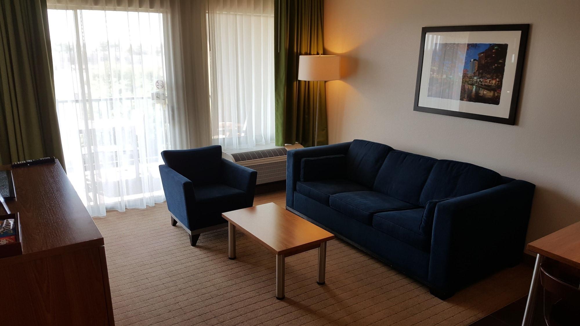 Sol Cypress, San Antonio, A Marriott Tribute Portfolio 4*