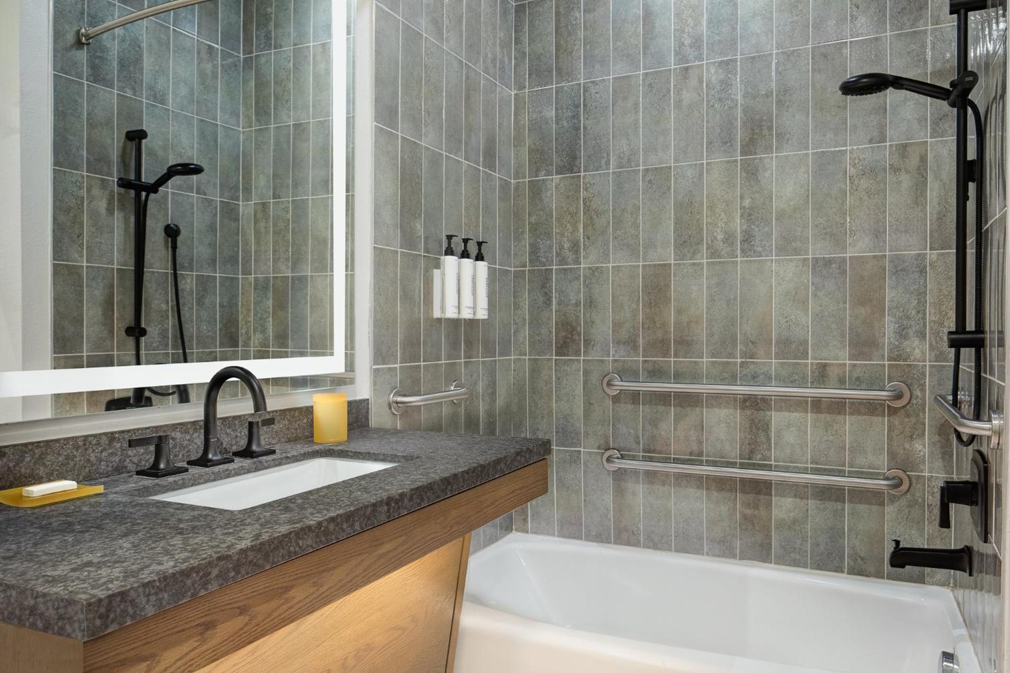 Sol Cypress, San Antonio, A Marriott Tribute Portfolio Hotel Hotel 4*